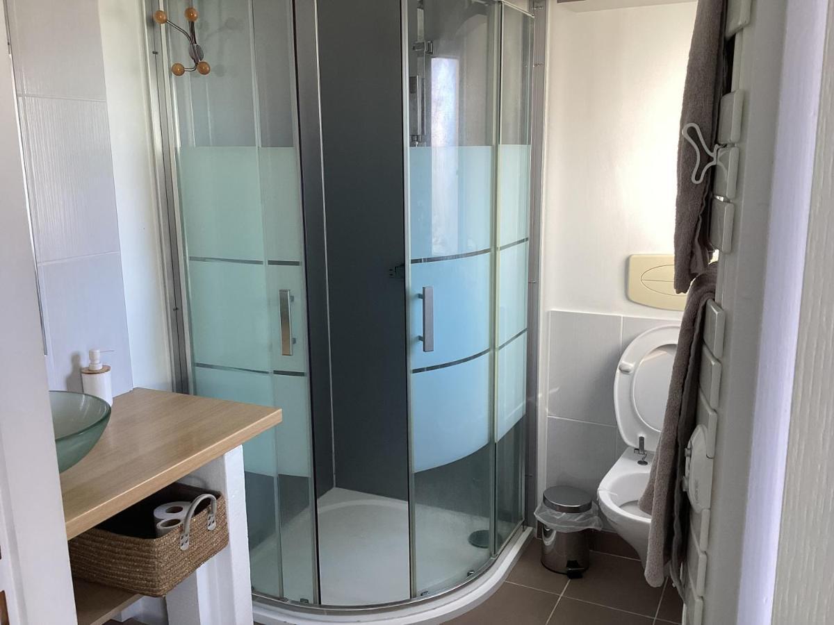 Chaleureux T2 30 M2 Et Sa Terrasse Bois 18 M2 Apartment La Rochelle  Bagian luar foto