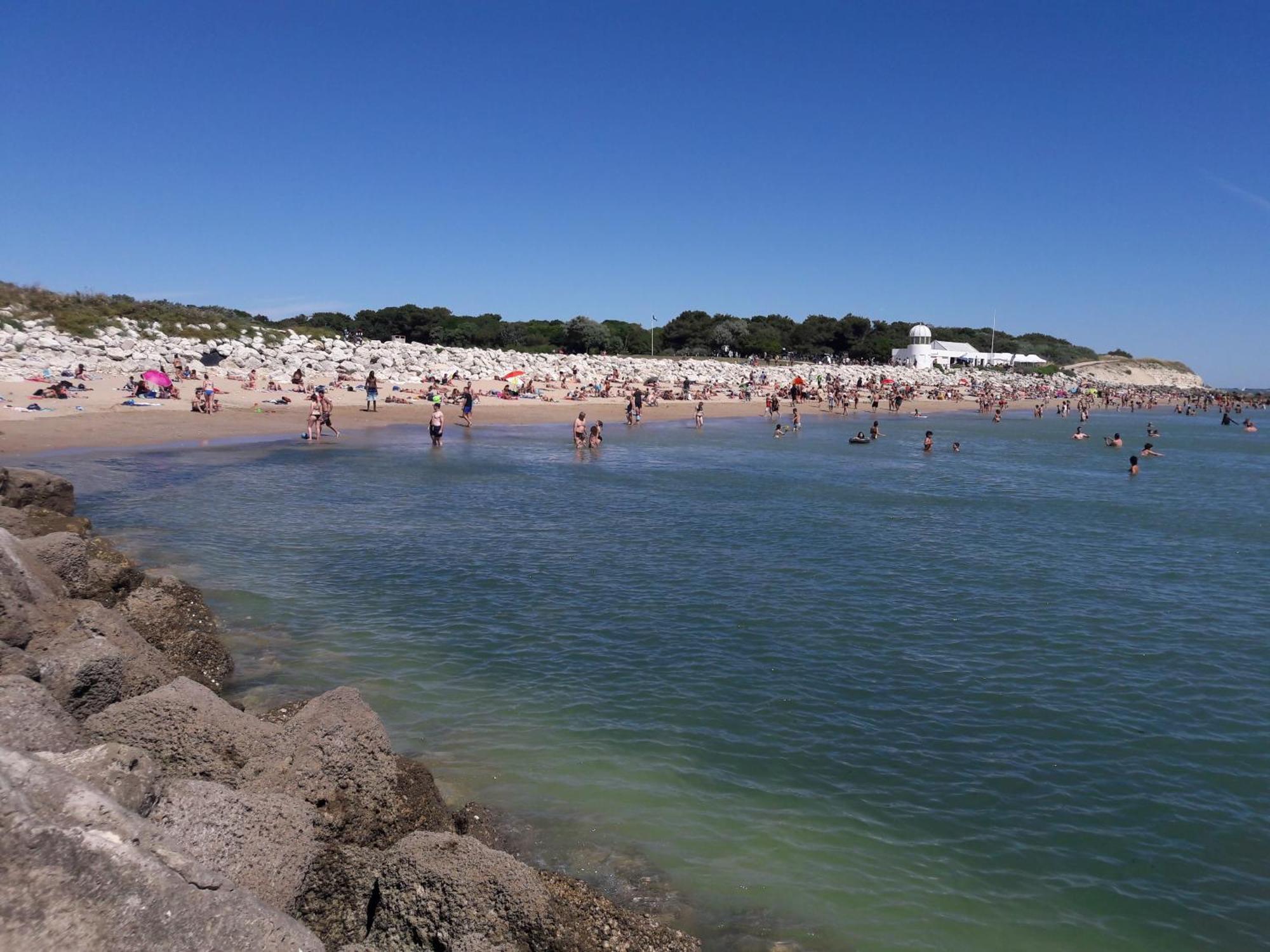 Chaleureux T2 30 M2 Et Sa Terrasse Bois 18 M2 Apartment La Rochelle  Bagian luar foto